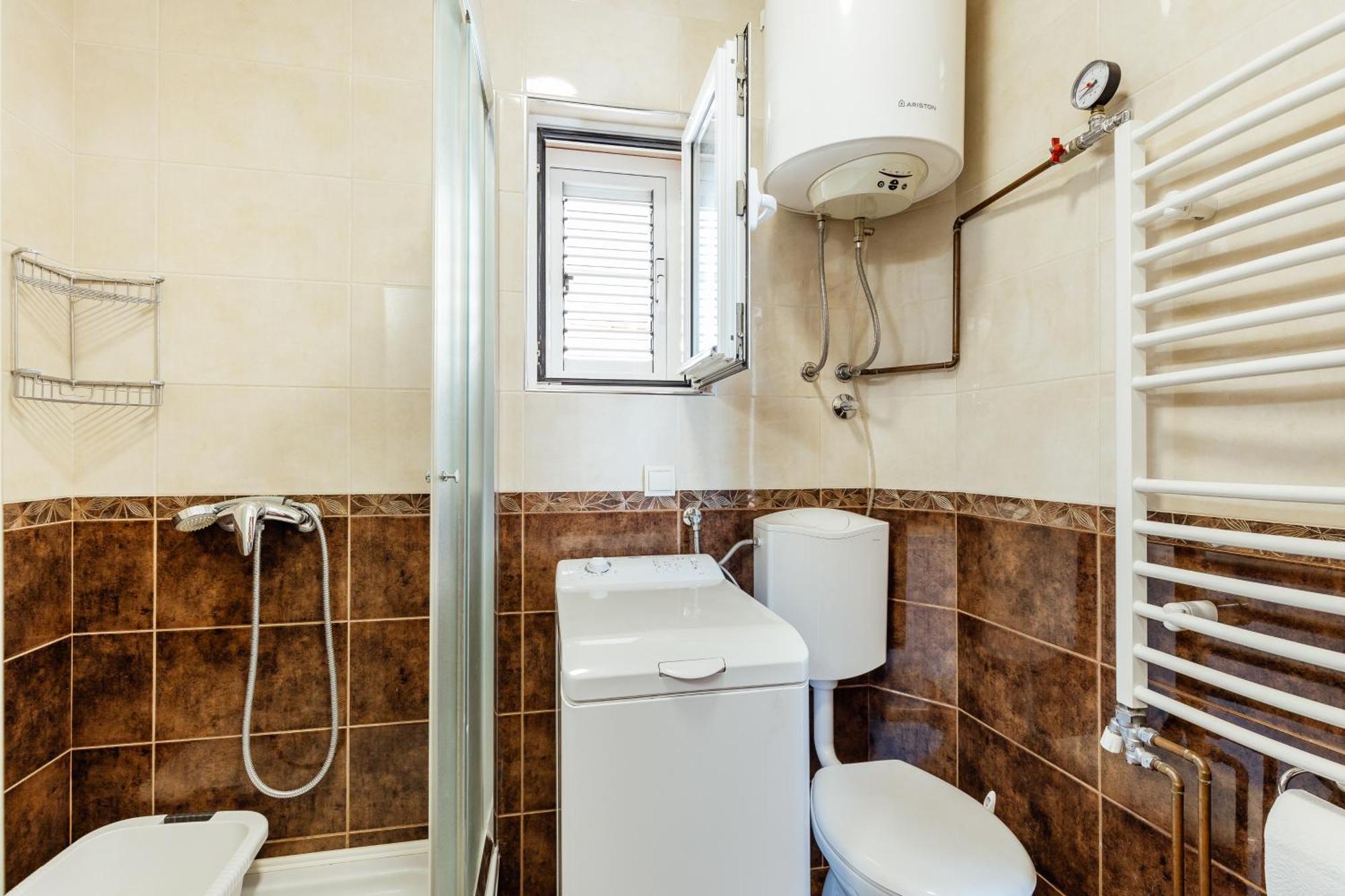 Premium Spot Apartments 헤르섹 외부 사진